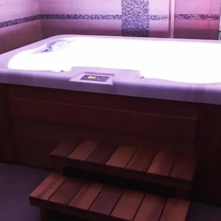 Relax & Sauna Lägenhetshotell 3*